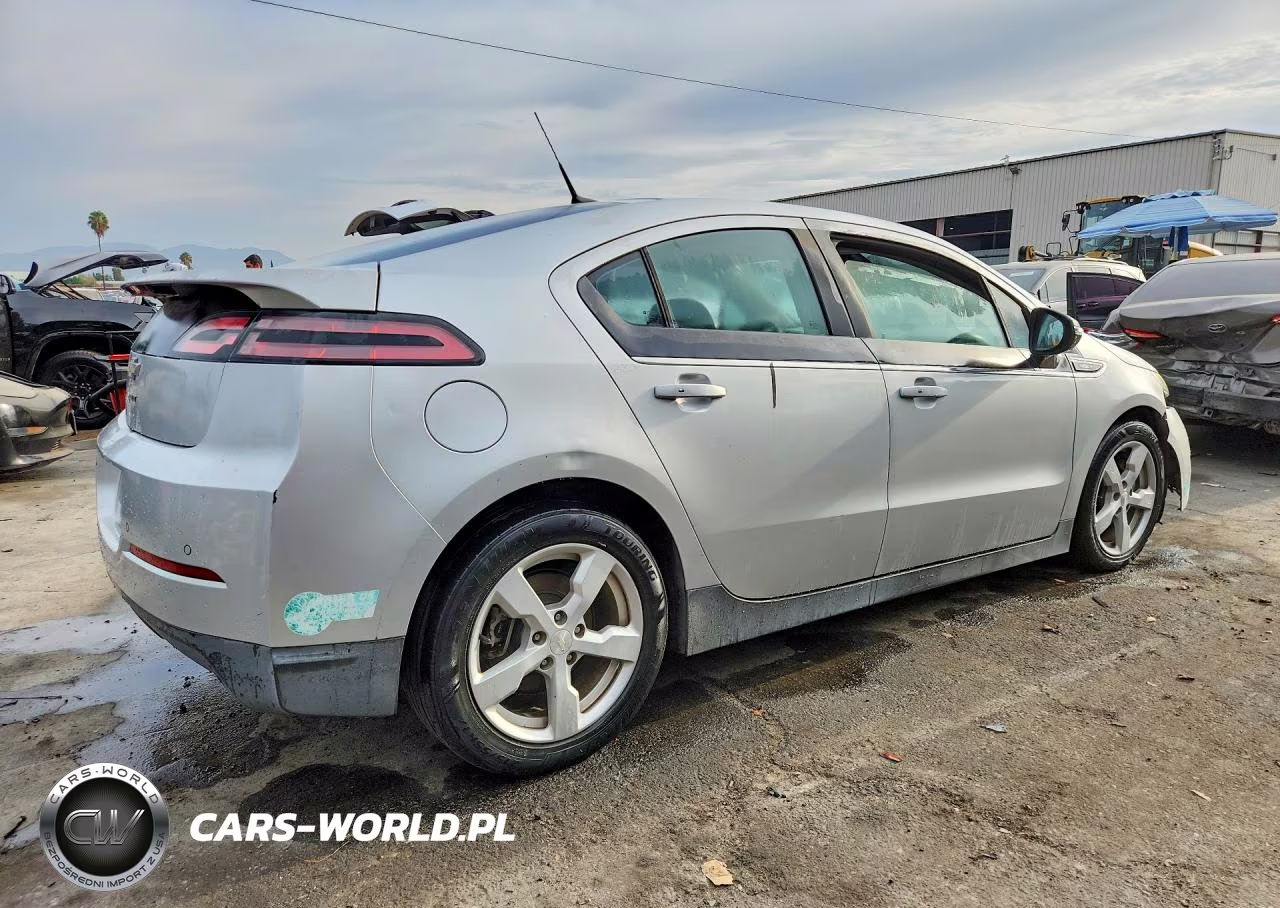2014 Chevrolet Volt VIN:1G1RH6E49EU159588 - 3