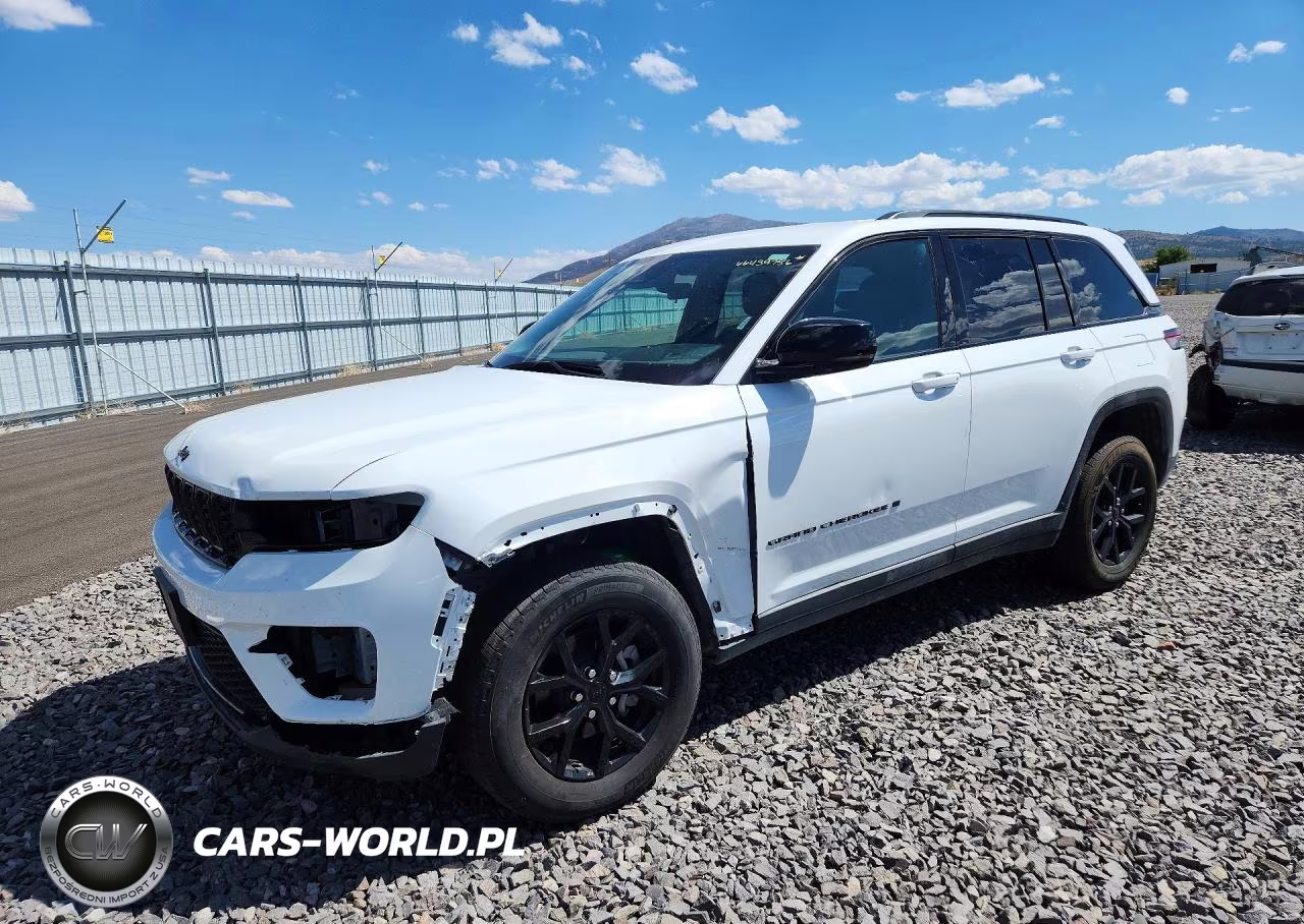 2025 Jeep Grand Cherokee Laredo – zdjęcie 1 z 14