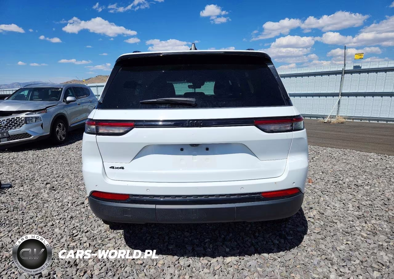 2025 Jeep Grand Cherokee Laredo VIN:1C4RJHAG7SC317676 - 6