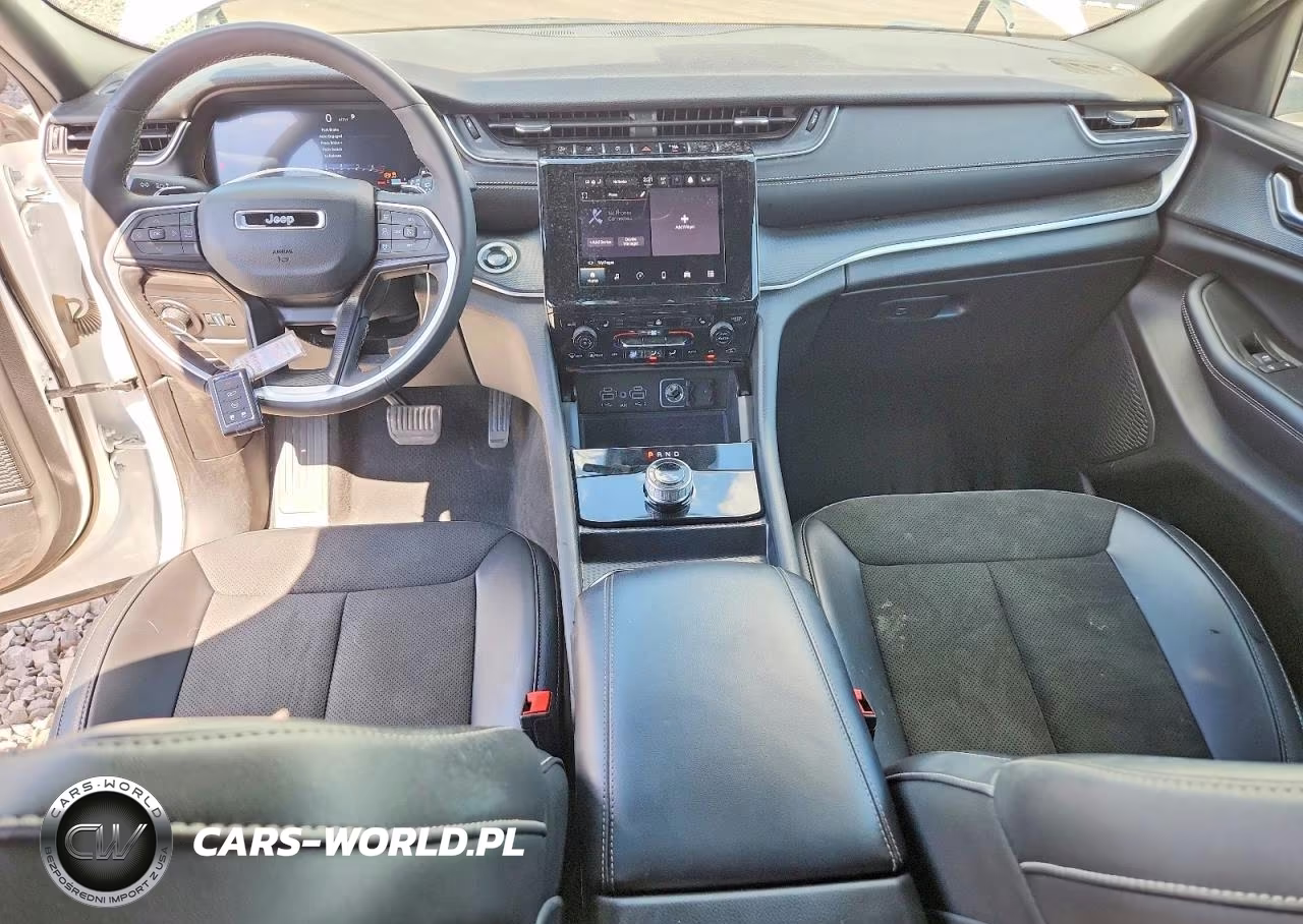 2025 Jeep Grand Cherokee Laredo VIN:1C4RJHAG7SC317676 - 8