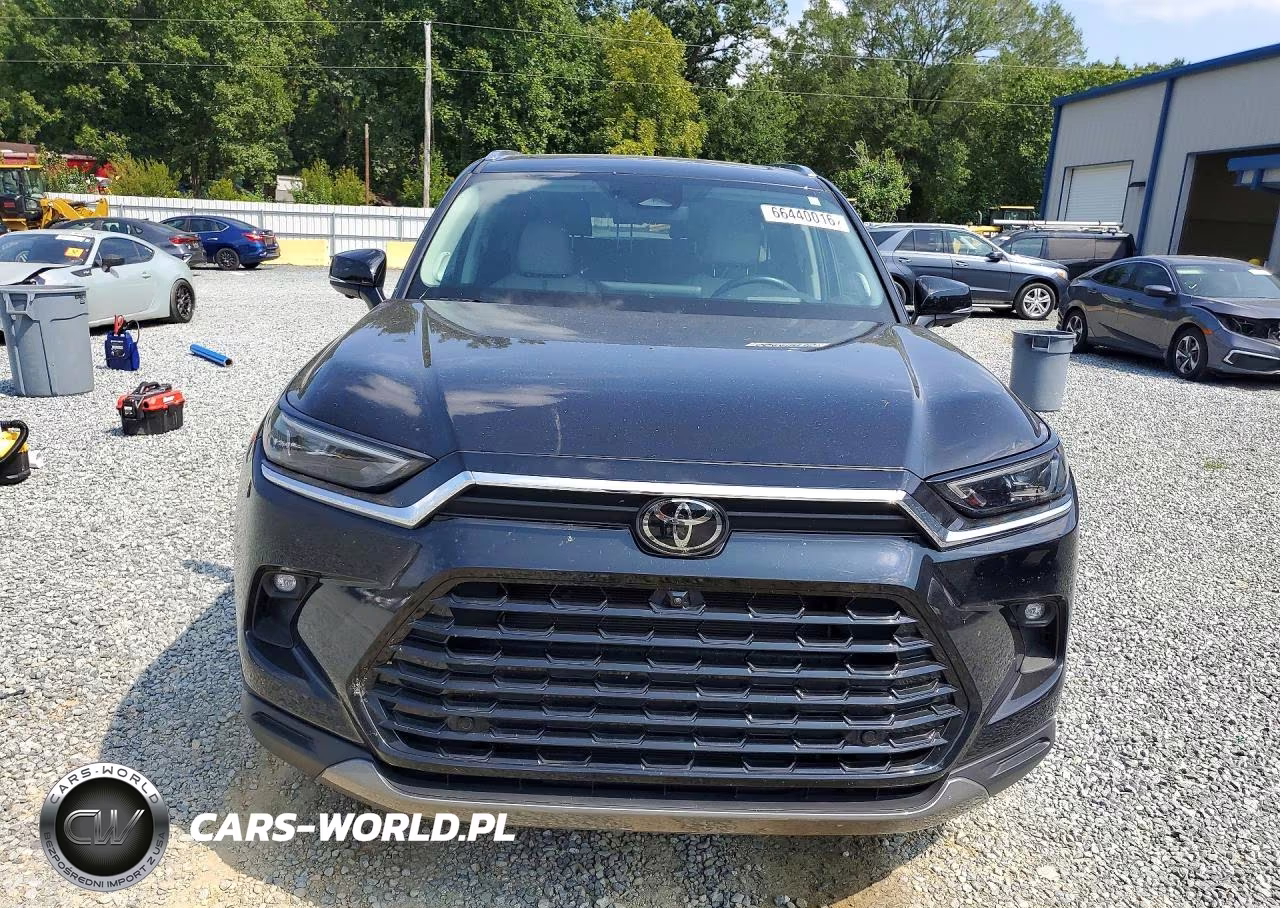 2024 Toyota Grand Highlander Platinum VIN:5TDAAAB53RS045069 - 5
