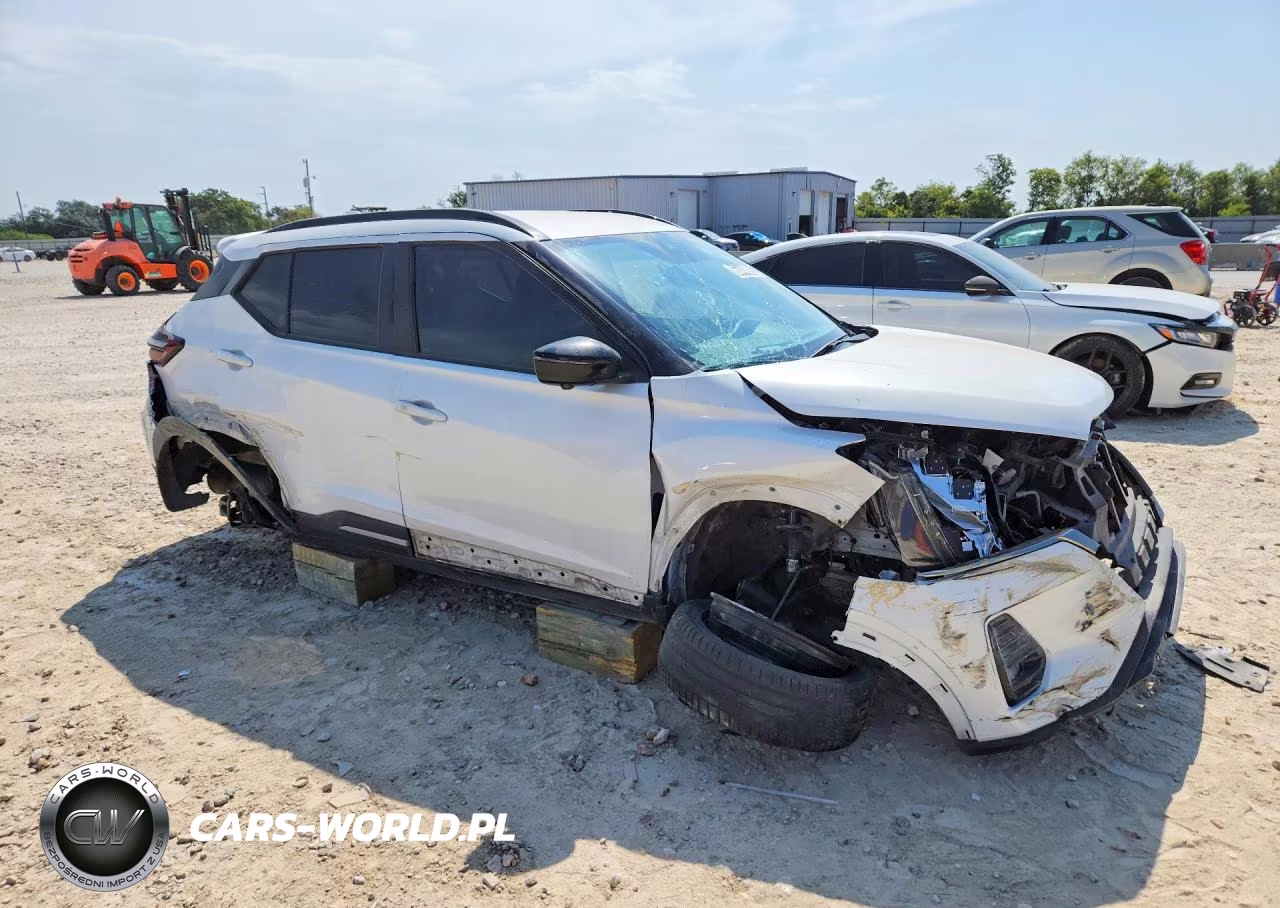 2022 Nissan Kicks Sr VIN:3N1CP5DV7NL497475 - 4