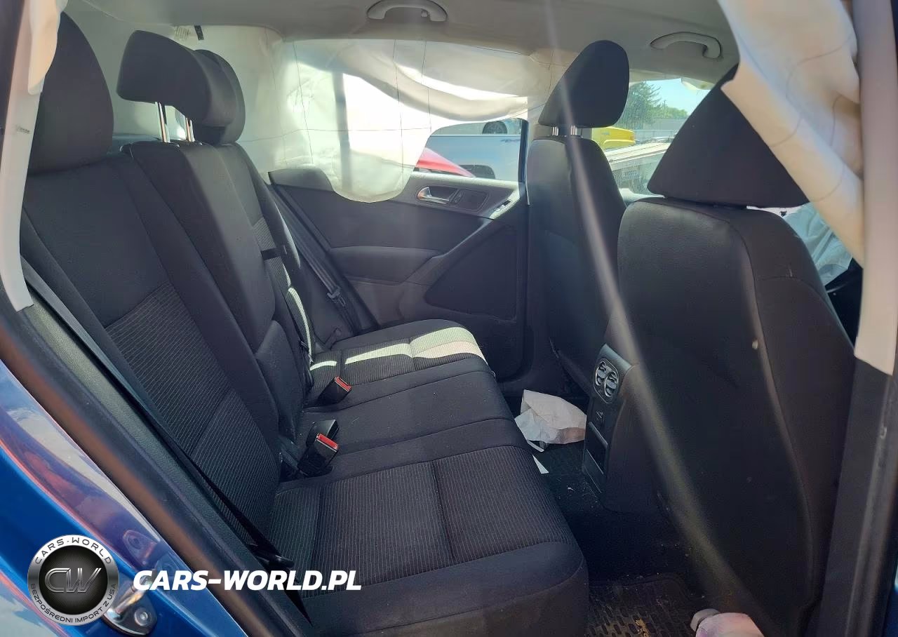 2018 Volkswagen Tiguan Limited VIN:WVGBV7AX8JK004376 - 11