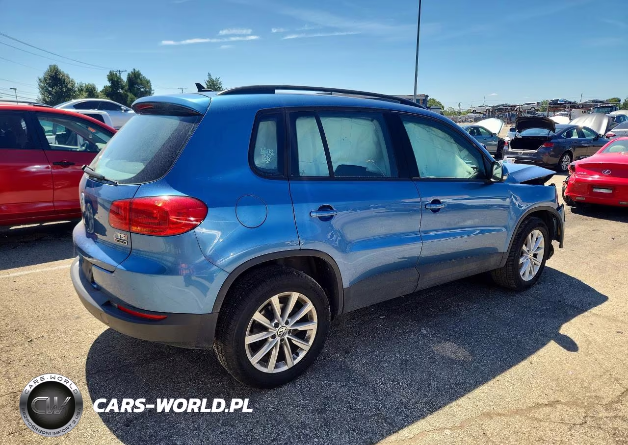 2018 Volkswagen Tiguan Limited VIN:WVGBV7AX8JK004376 - 3
