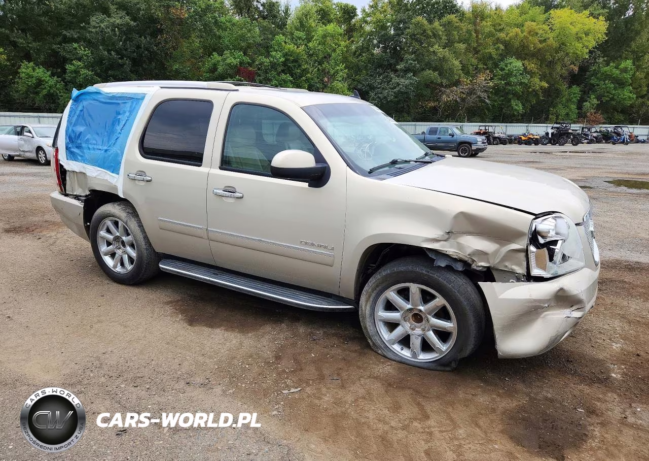 2011 GMC Yukon Denali VIN:1GKS1EEFXBR220295 - 4