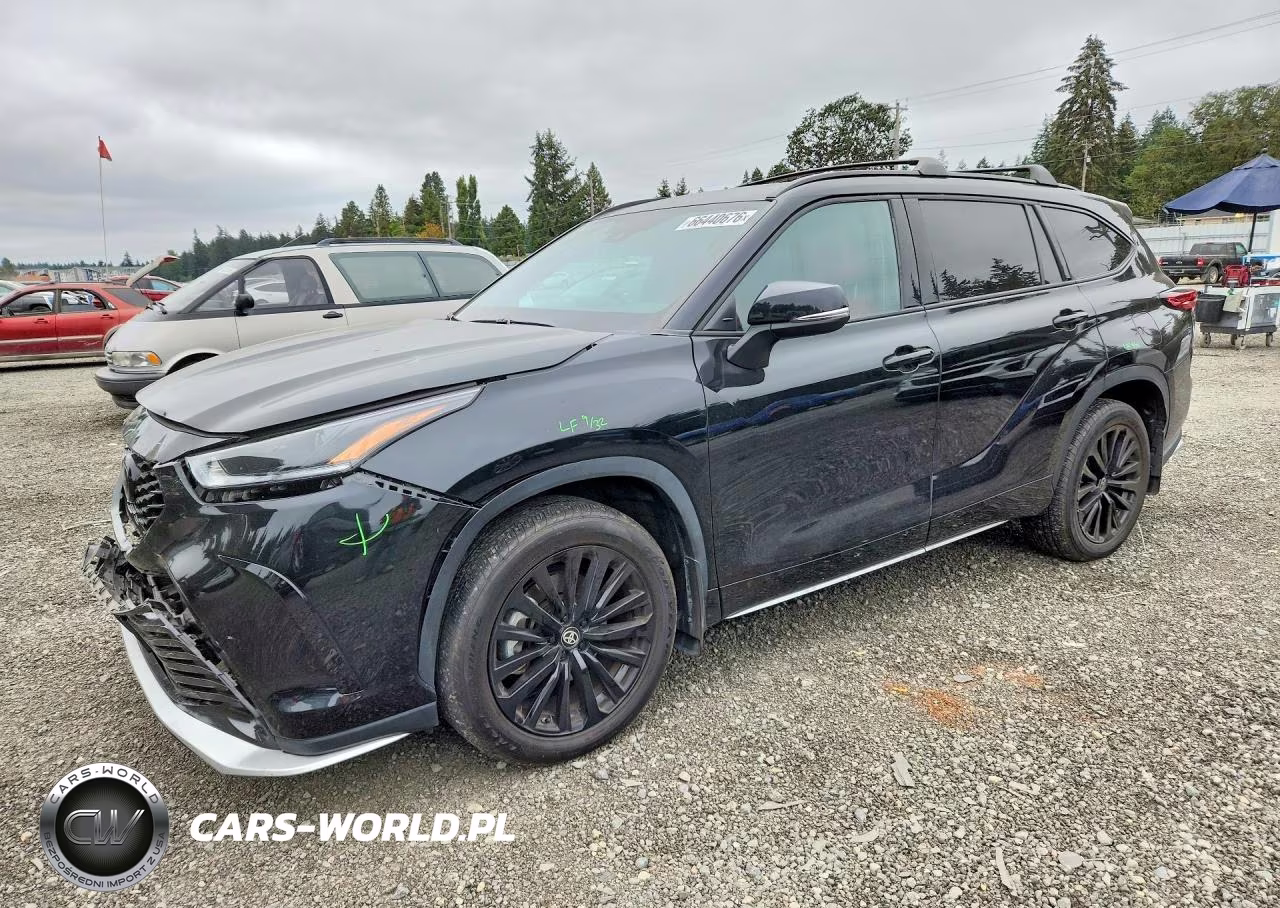 2023 Toyota Highlander Xse