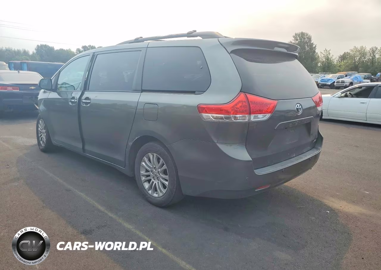 2013 Toyota Sienna Xle 8-Passenger VIN:5TDYK3DC7DS387538 - 2