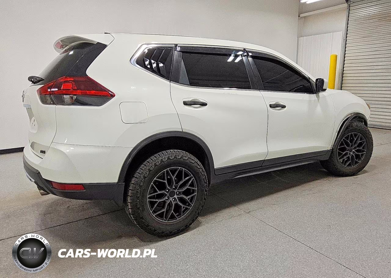 2020 Nissan Rogue S VIN:5N1AT2MT9LC809541 - 3