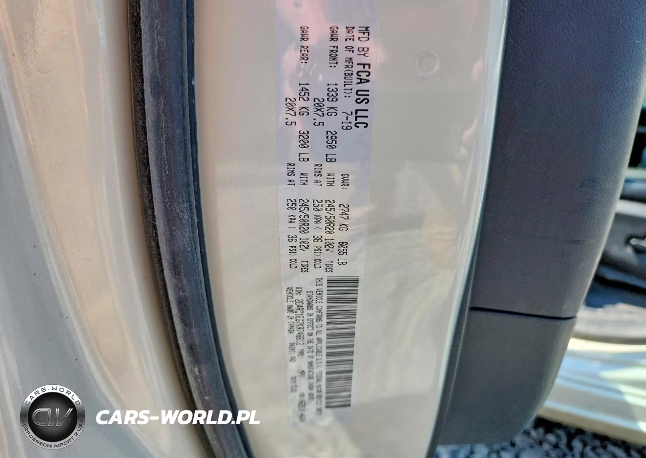 2019 Chrysler Pacifica Touring L Plus VIN:2C4RC1EG7KR746612 - 13