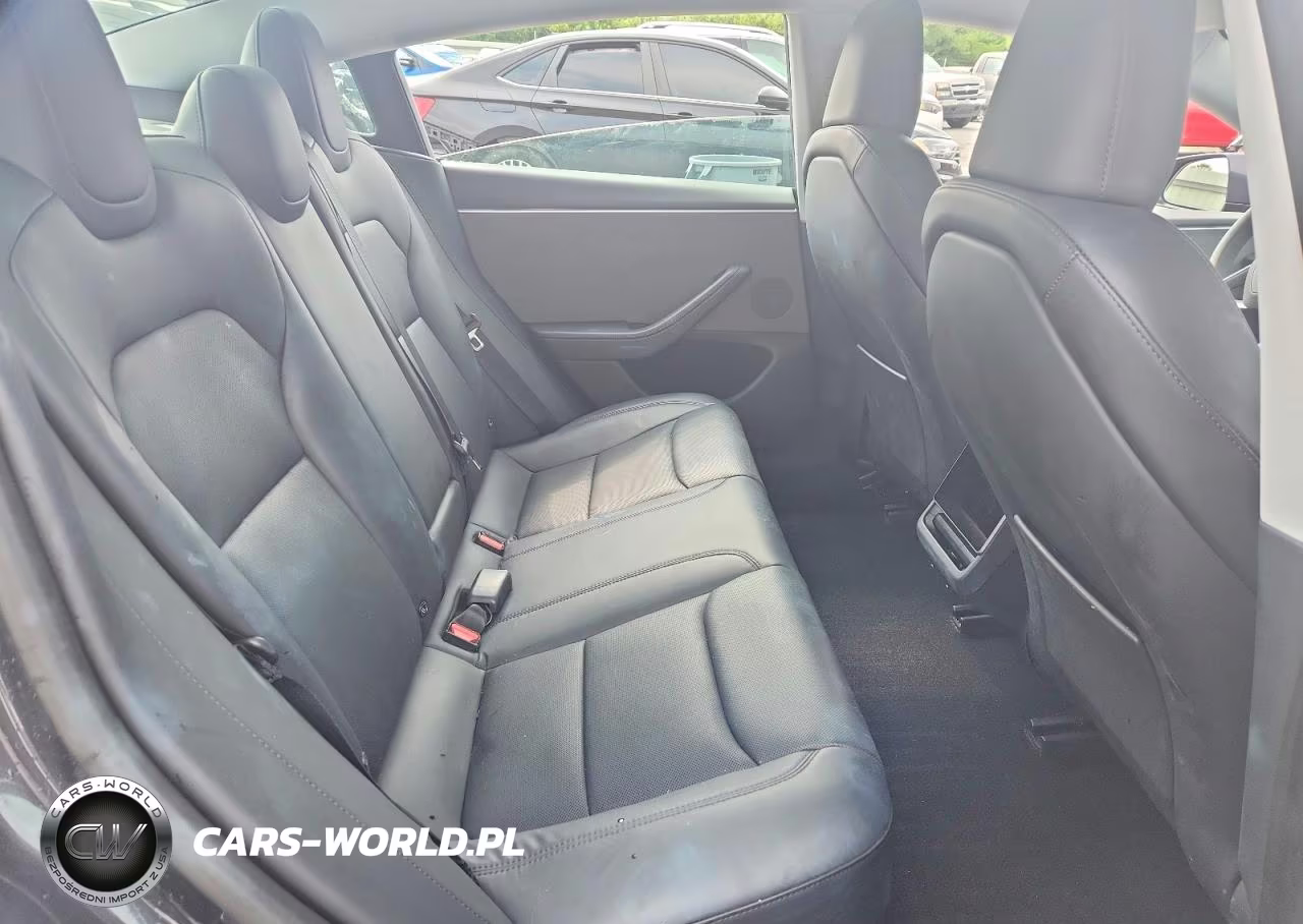 2024 Tesla Model 3 VIN:5YJ3E1EA2RF770737 - 10