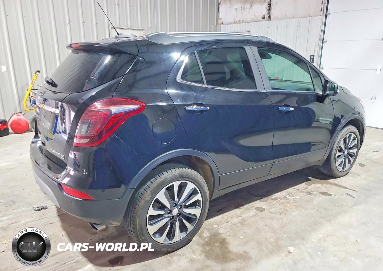 2019 Buick Encore Essence VIN:KL4CJGSMXKB728901 - 3