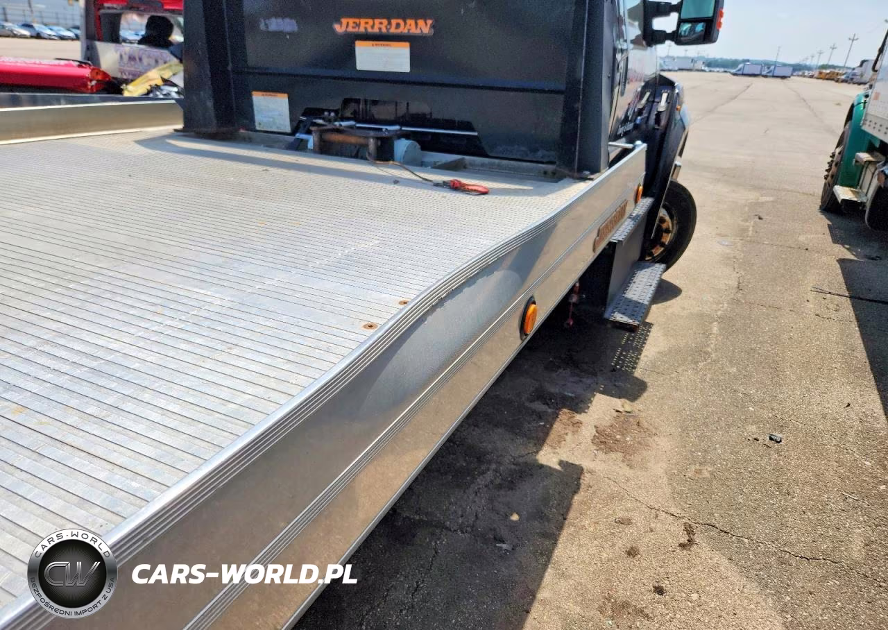 2019 Ford F650 Super - Semi Truck VIN:1FDNF6DC9KDF09944 - 12