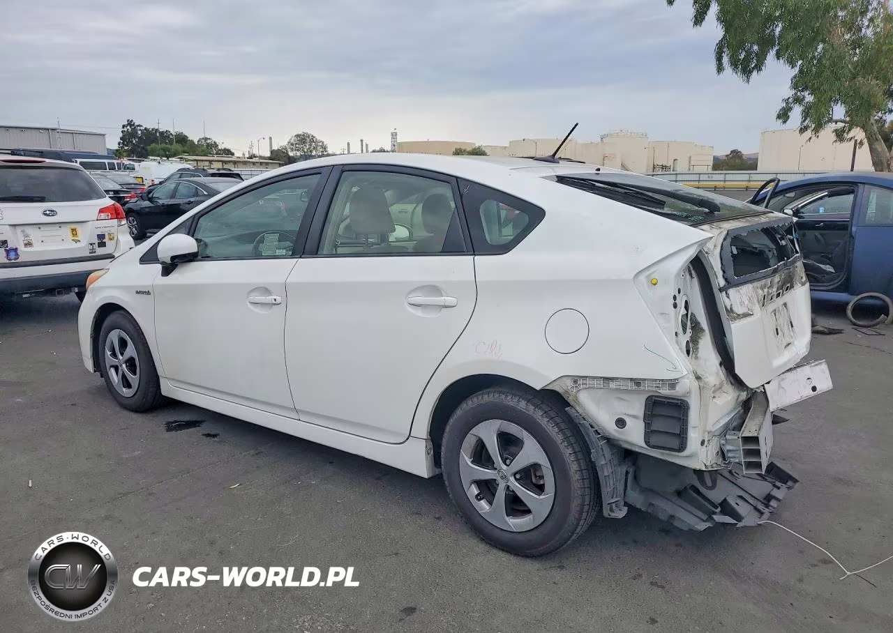 2015 Toyota Prius Three VIN:JTDKN3DU6F0400419 - 2