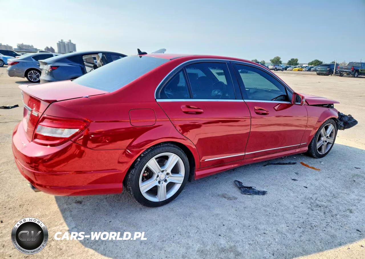 2010 Mercedes-Benz C 350 VIN:WDDGF5GB9AR122845 - 3