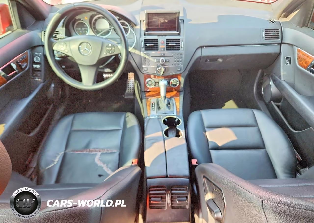 2010 Mercedes-Benz C 350 VIN:WDDGF5GB9AR122845 - 8