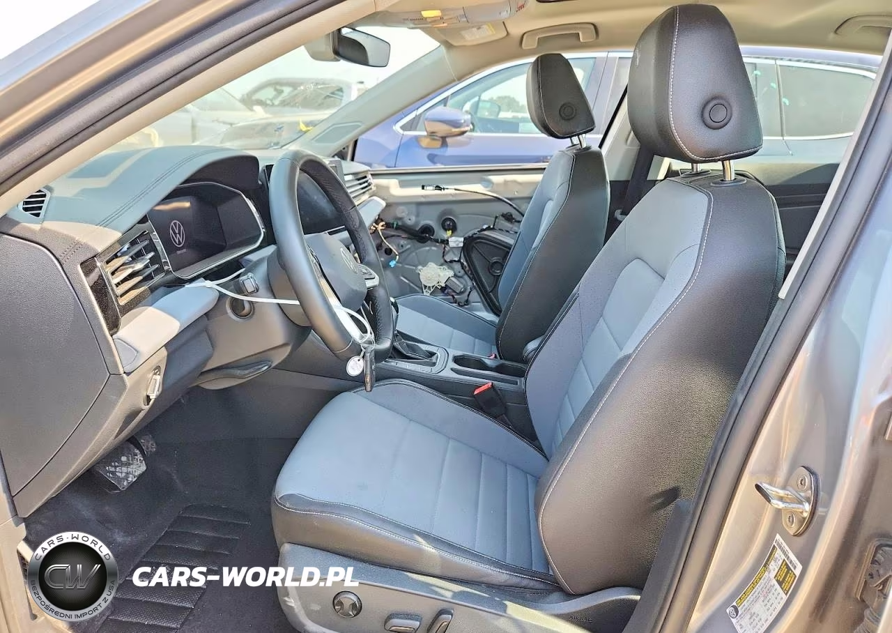 2025 Volkswagen Jetta Se VIN:3VW7X7BU8SM088084 - 7