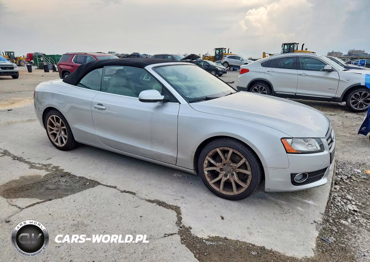 2010 Audi A5 Premium VIN:WAUAFAFH8AN015658 - 4