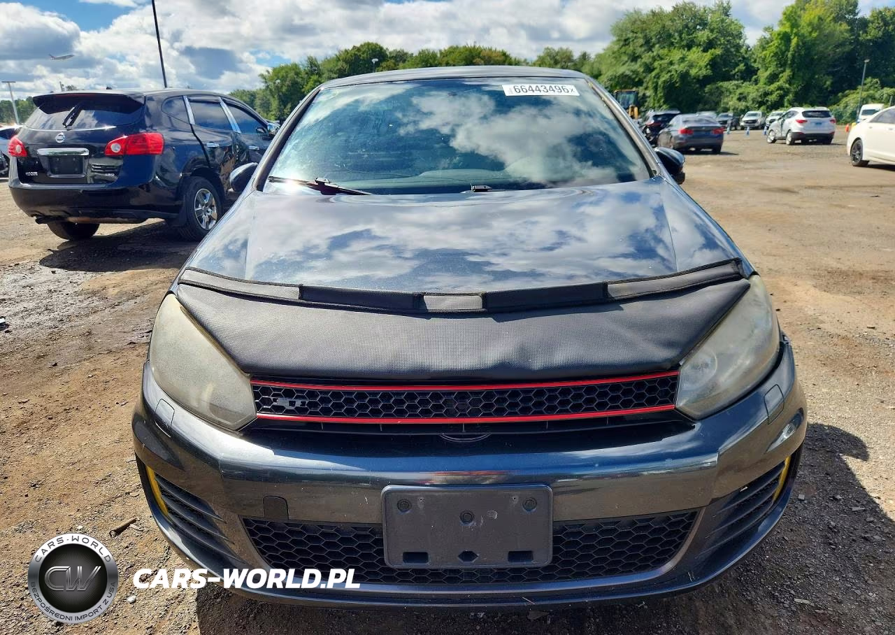 2010 Volkswagen Gti VIN:WVWED7AJ8AW240972 - 5
