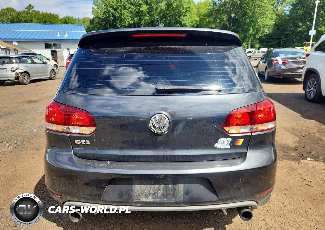 2010 Volkswagen Gti VIN:WVWED7AJ8AW240972 - 6