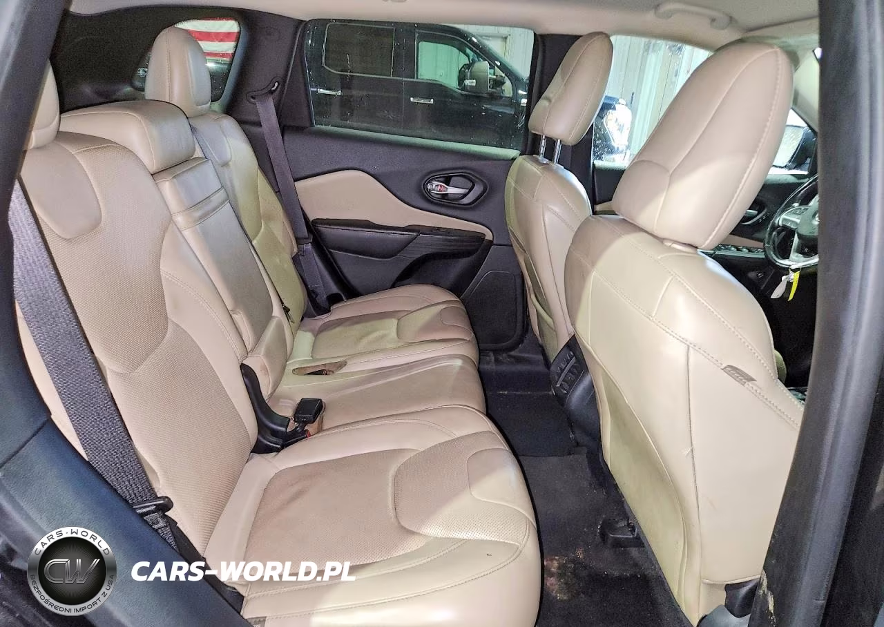 2015 Jeep Cherokee Limited VIN:1C4PJMDS4FW609239 - 11