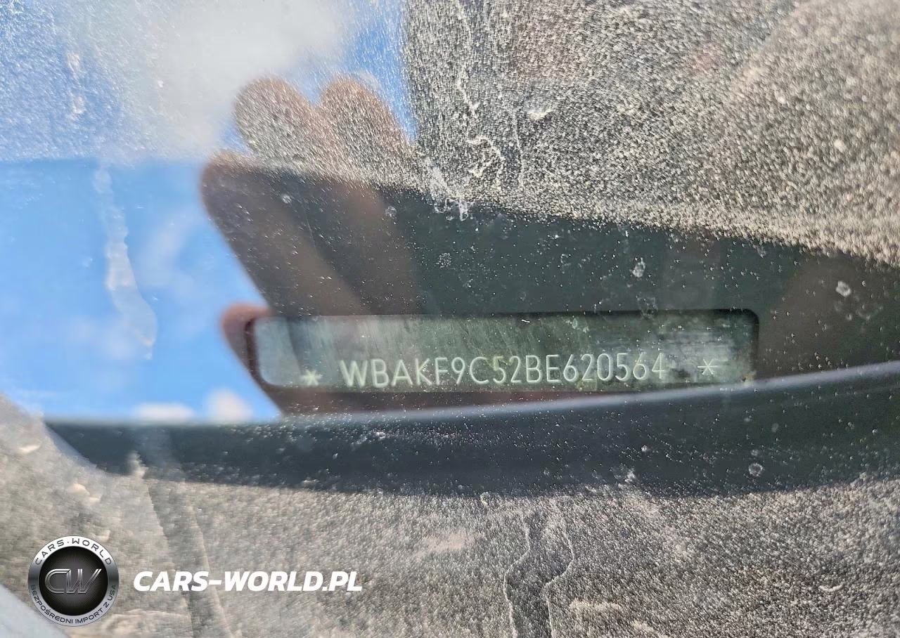 2011 BMW 335 Xi VIN:WBAKF9C52BE620564 - 12