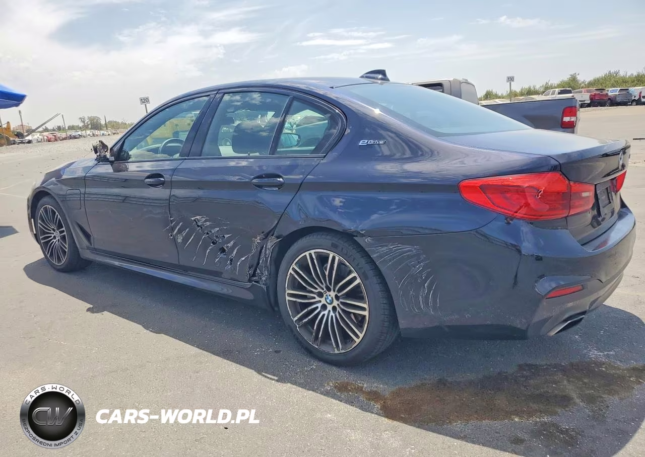 2019 BMW 530E VIN:WBAJA9C56KB389602 - 2