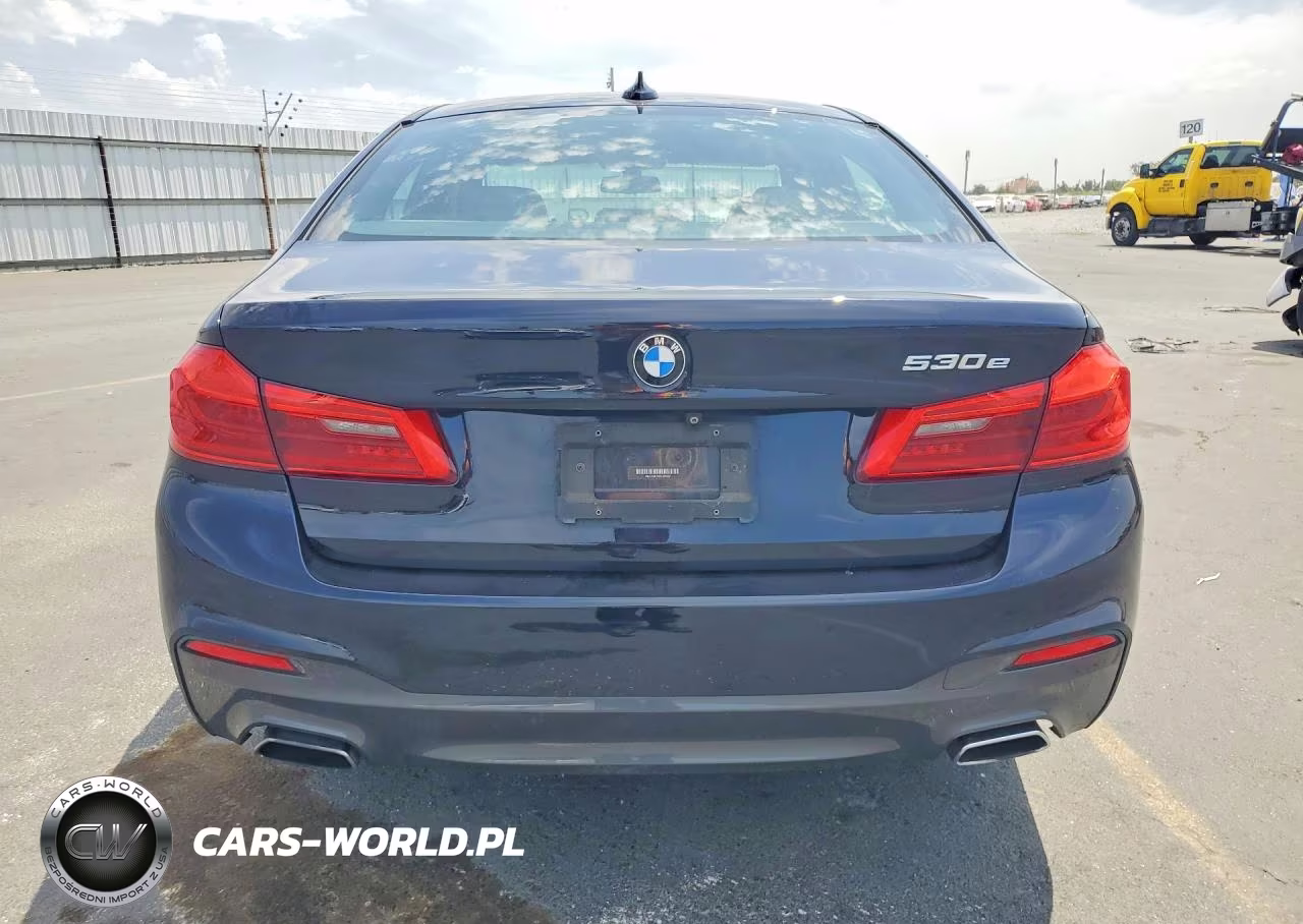 2019 BMW 530E VIN:WBAJA9C56KB389602 - 6
