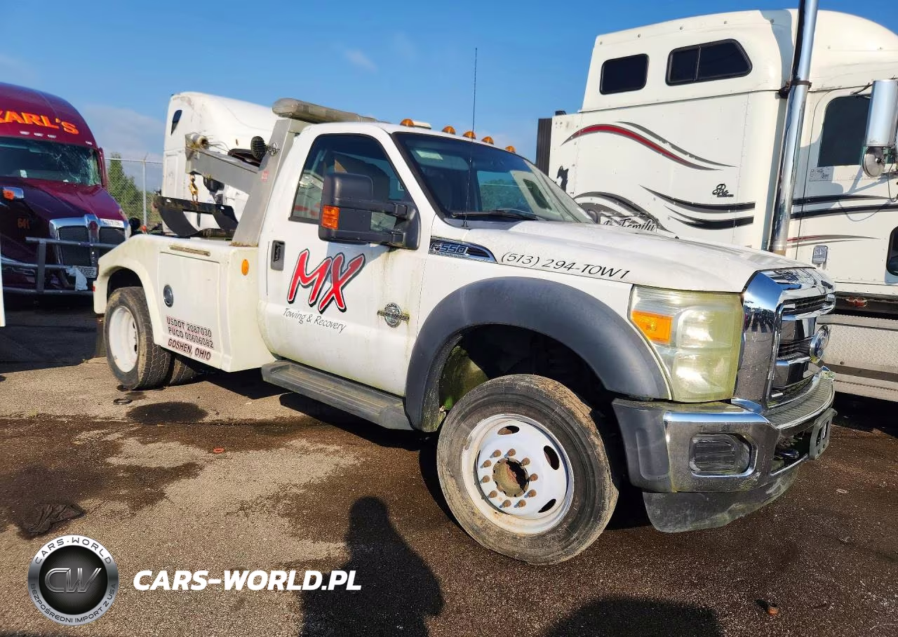 2012 Ford F550 Super - Delivery Truck VIN:1FDUF5GT8CEA66490 - 4