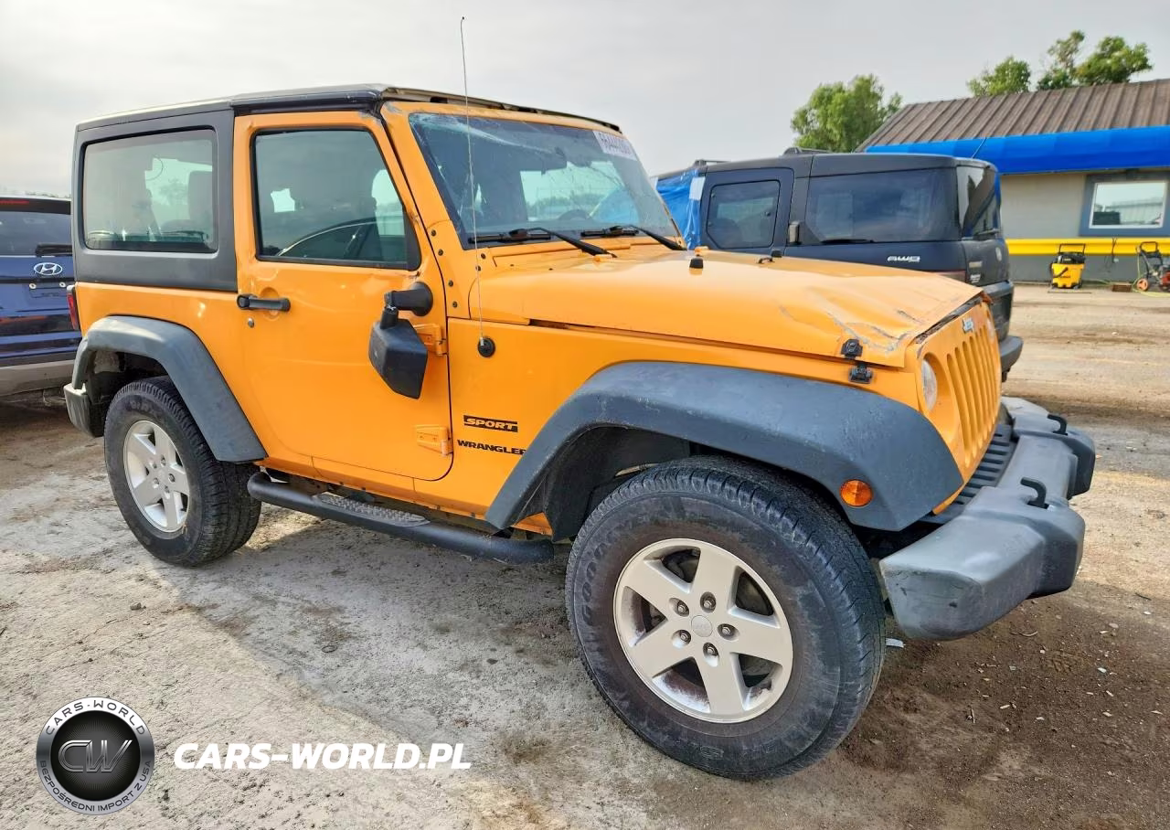 2012 Jeep Wrangler Sport VIN:1C4AJWAG0CL218085 - 4