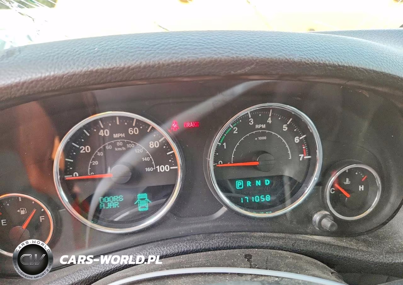2012 Jeep Wrangler Sport VIN:1C4AJWAG0CL218085 - 9