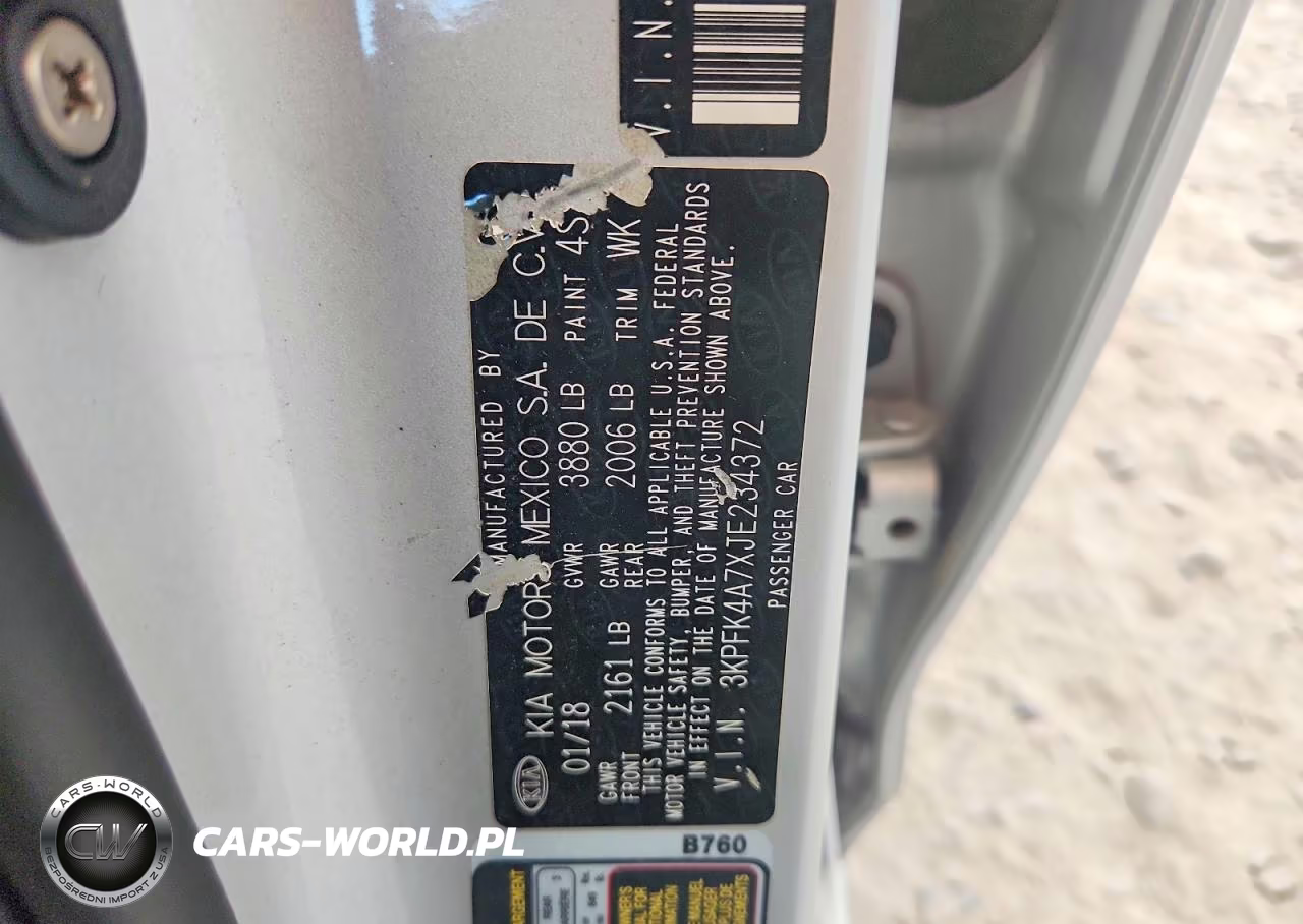 2018 Kia Forte Lx VIN:3KPFK4A7XJE234372 - 12