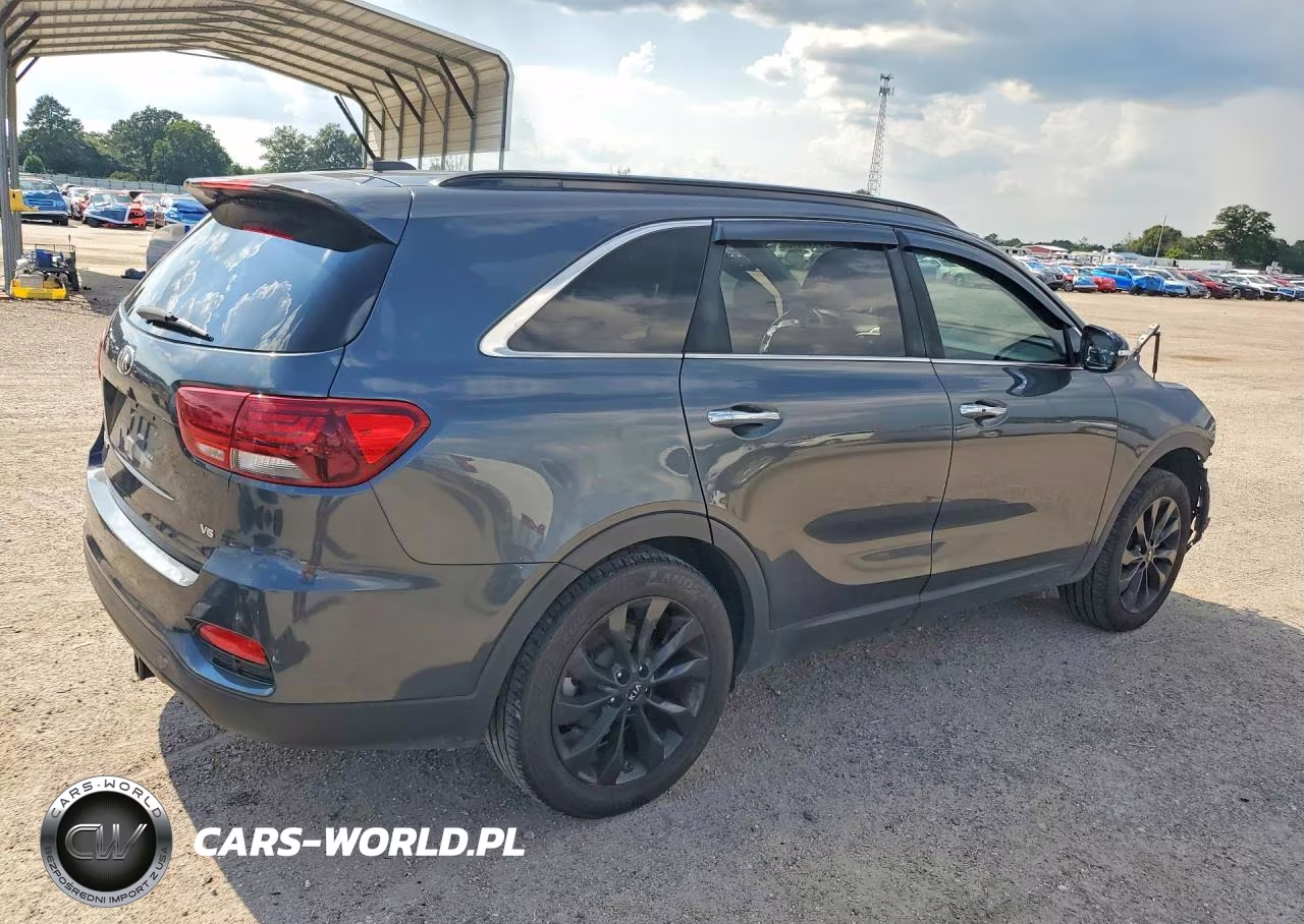 2020 Kia Sorento S VIN:5XYPG4A55LG693271 - 3
