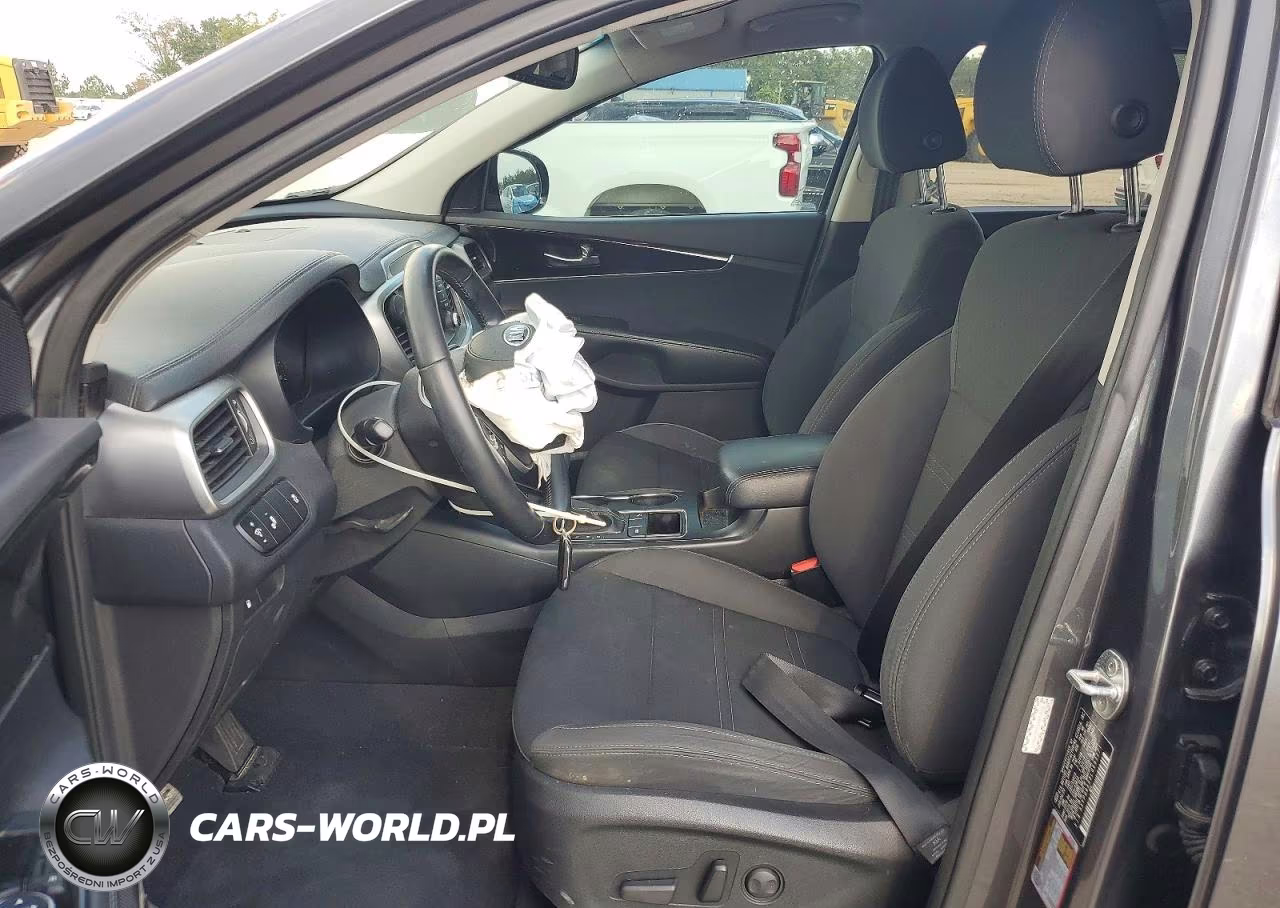 2020 Kia Sorento S VIN:5XYPG4A55LG693271 - 7