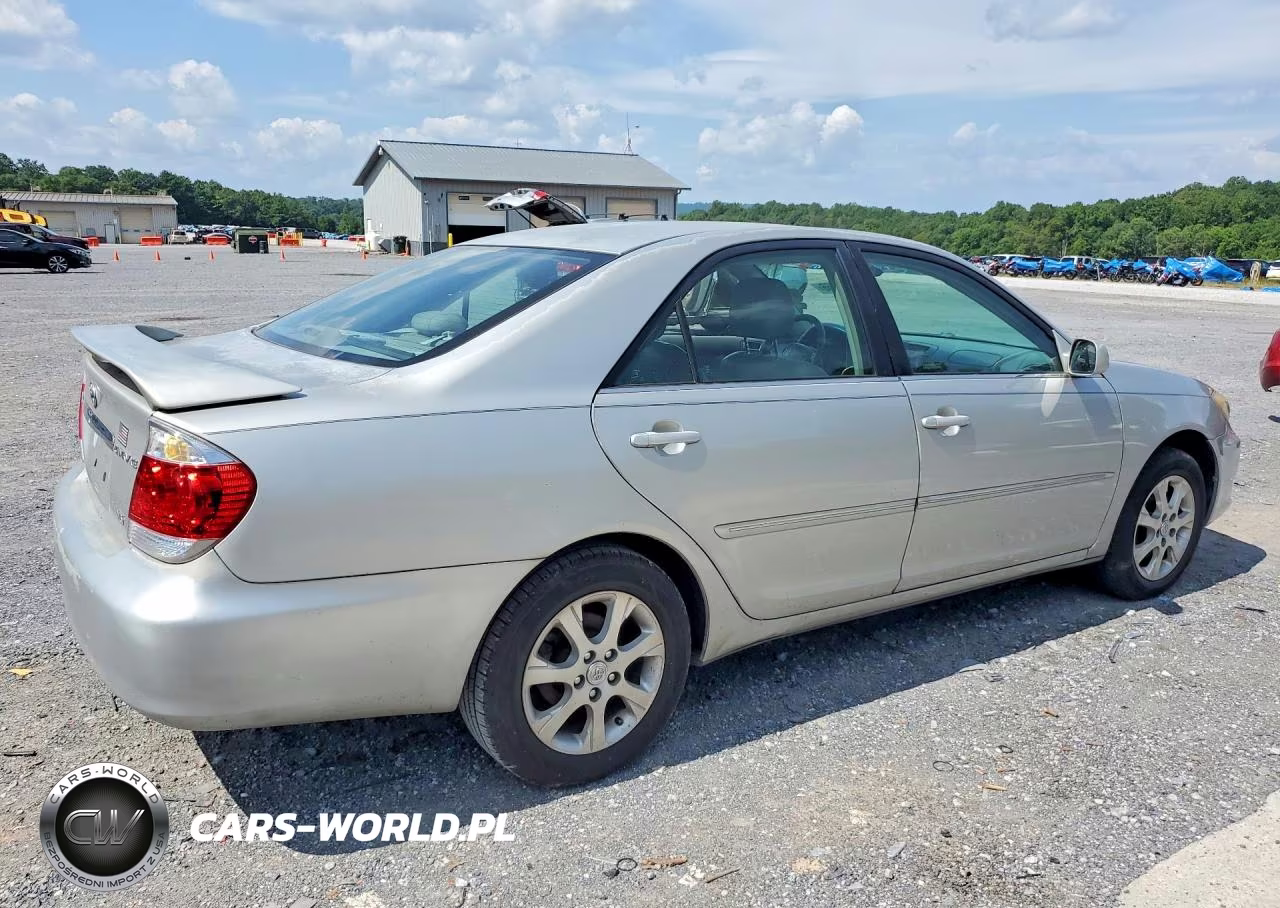 2005 Toyota Camry Xle V6 VIN:4T1BF30KX5U085998 - 3
