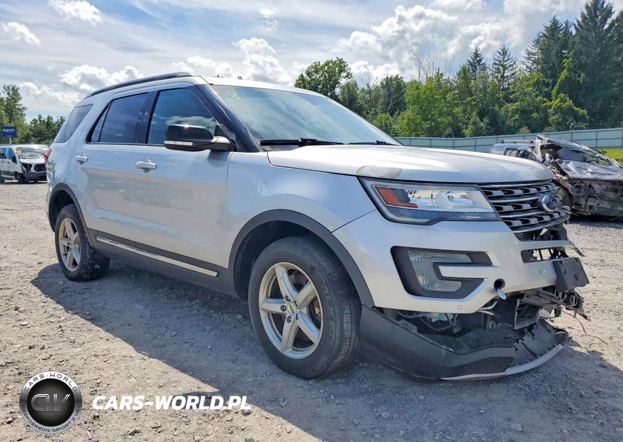 2016 Ford Explorer Xlt VIN:1FM5K8DH4GGD23995 - 4