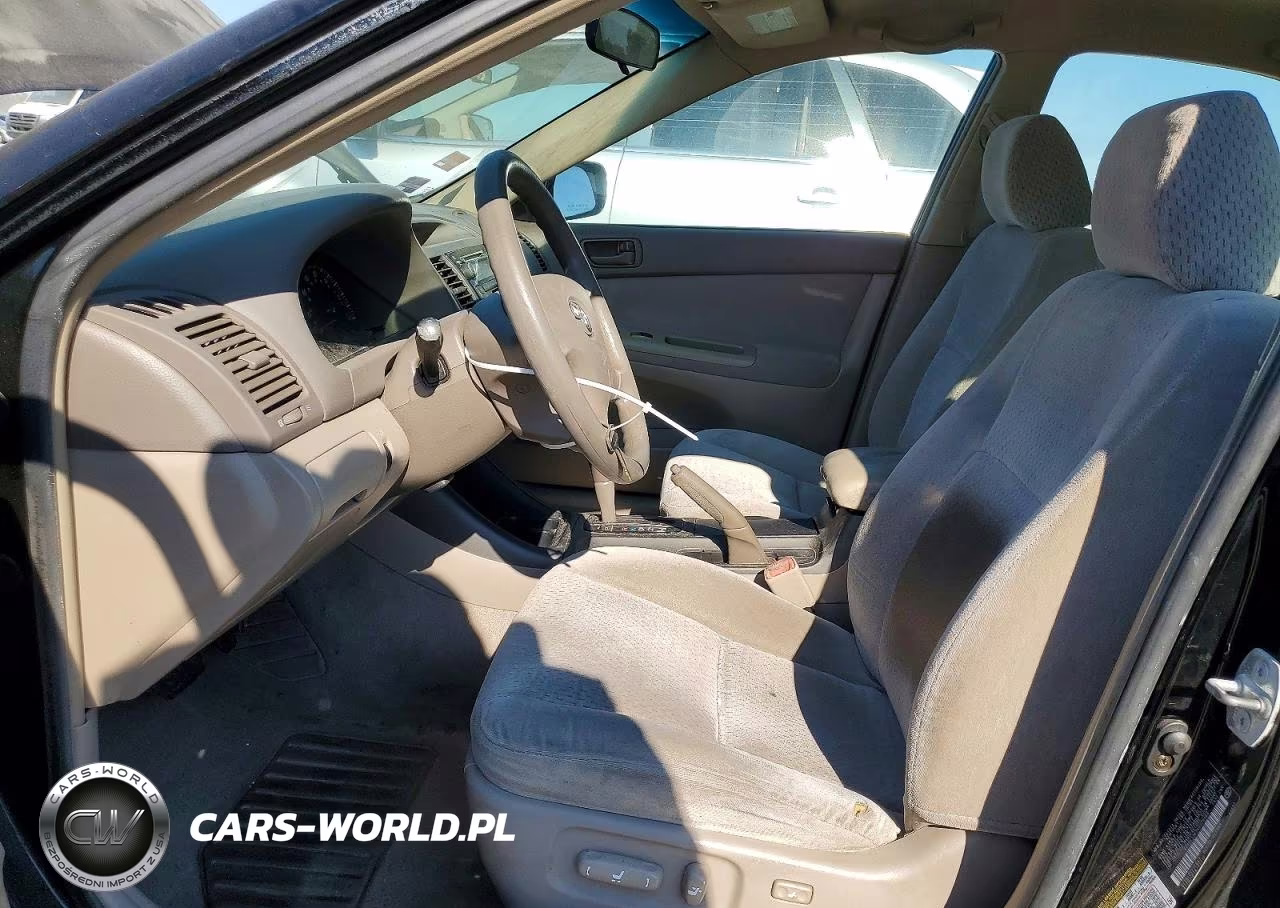 2004 Toyota Camry Le VIN:4T1BE32K34U379466 - 7