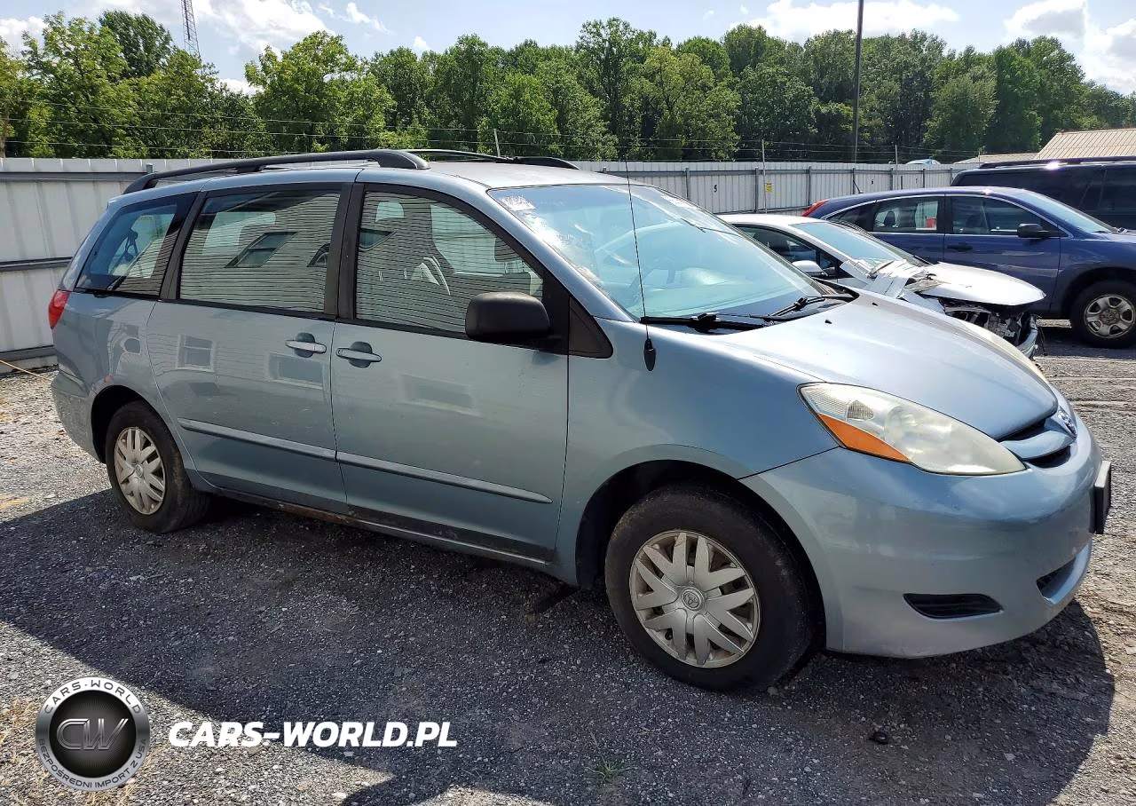 2010 Toyota Sienna Ce 7-Passenger VIN:5TDKK4CC9AS294674 - 4