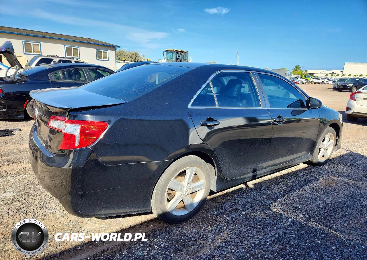 2012 Toyota Camry L VIN:4T1BF1FK7CU636154 - 3