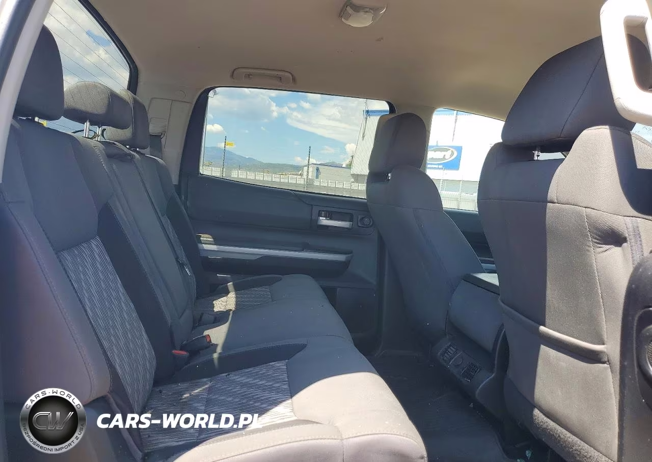 2018 Toyota Tundra Crewmax Sr5 VIN:5TFDY5F17JX708438 - 10
