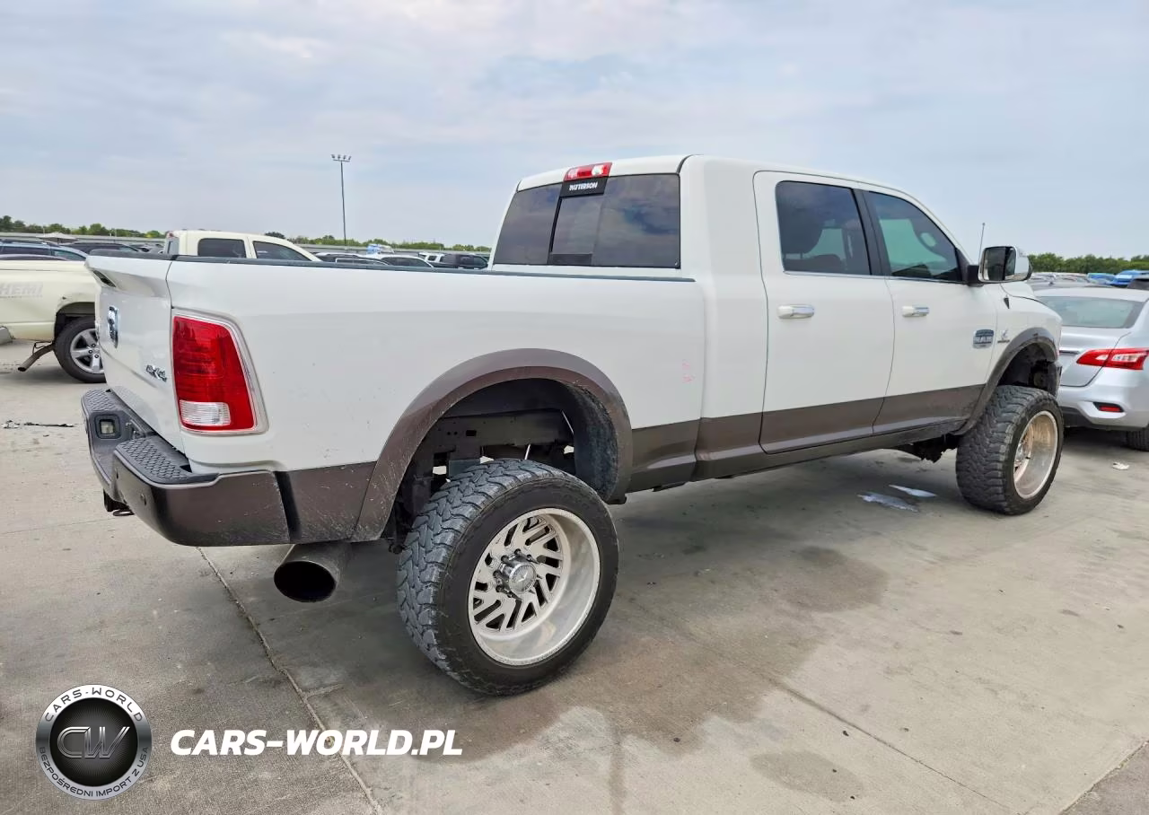 2018 Ram 2500 Longhorn VIN:3C6UR5PL2JG118088 - 3