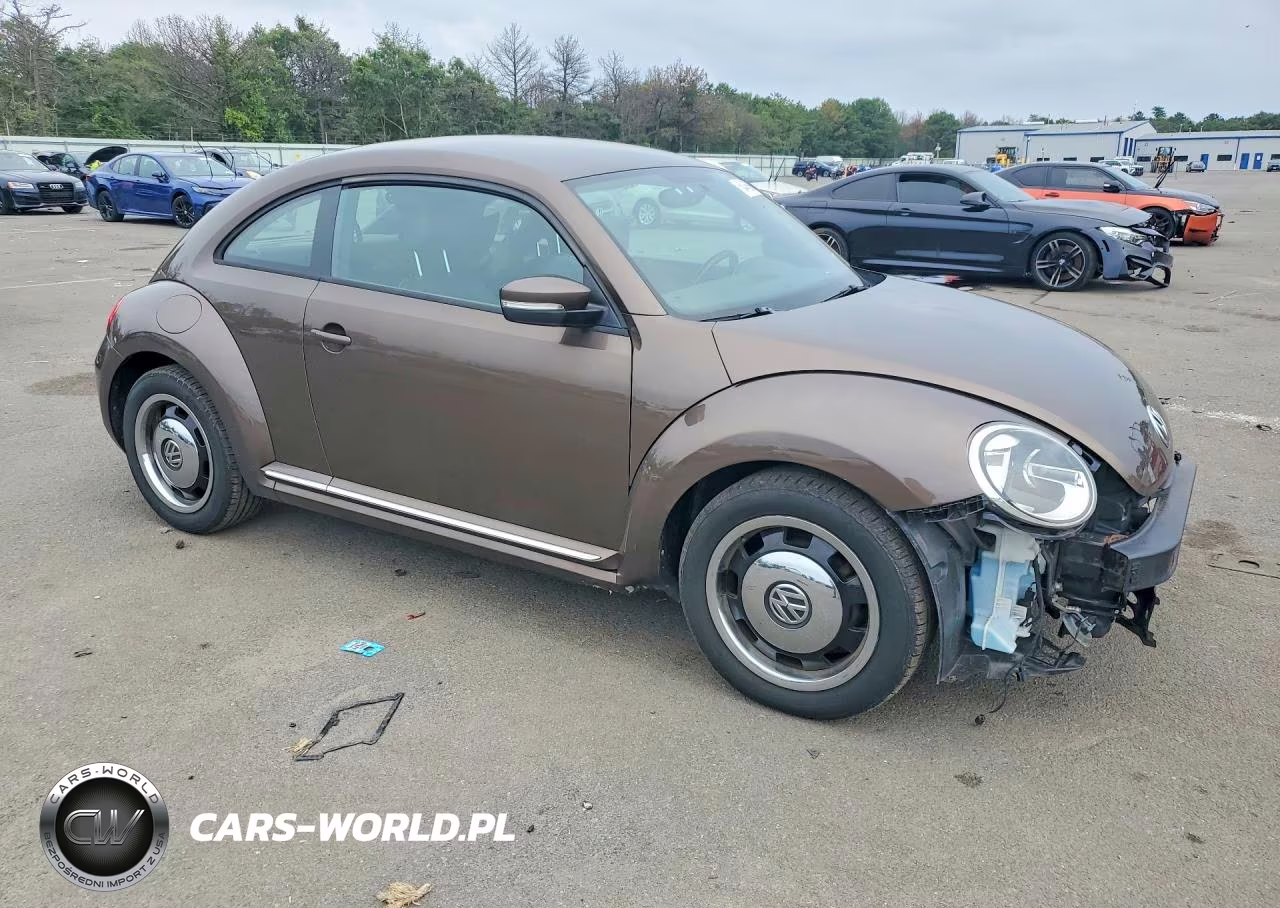 2012 Volkswagen Beetle VIN:3VWJP7AT2CM665529 - 4