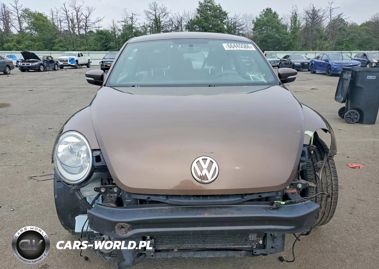 2012 Volkswagen Beetle VIN:3VWJP7AT2CM665529 - 5