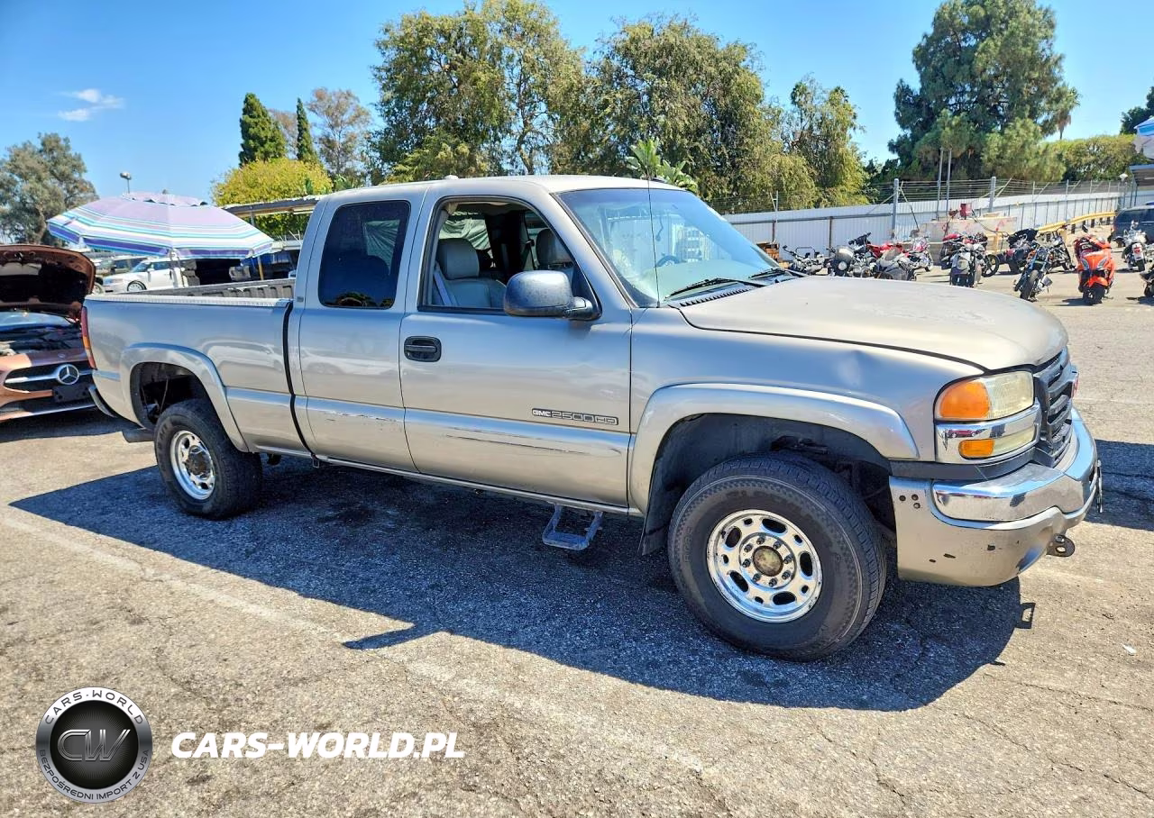 2003 GMC Sierra K2500 Heavy Duty VIN:1GTHK29G43E117631 - 4