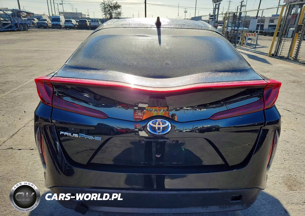 2022 Toyota Prius Prime Le VIN:JTDKAMFPXN3212444 - 6