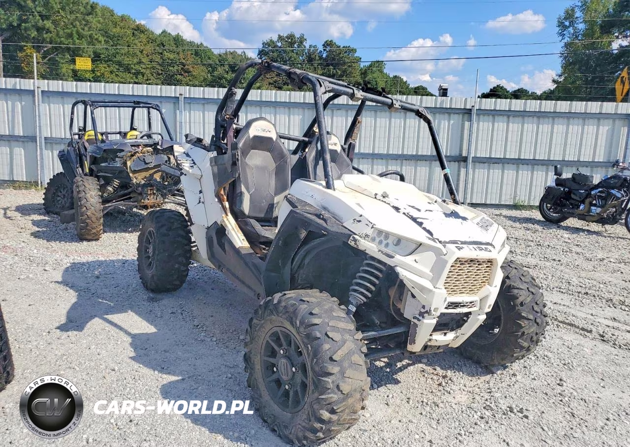 2015 Polaris Rzr Utility Vehicle