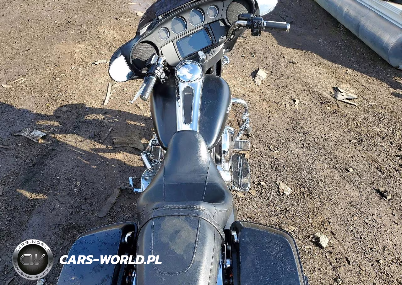 2014 Harley-Davidson Flhx Street Glide VIN:1HD1KBM17EB605852 - 6