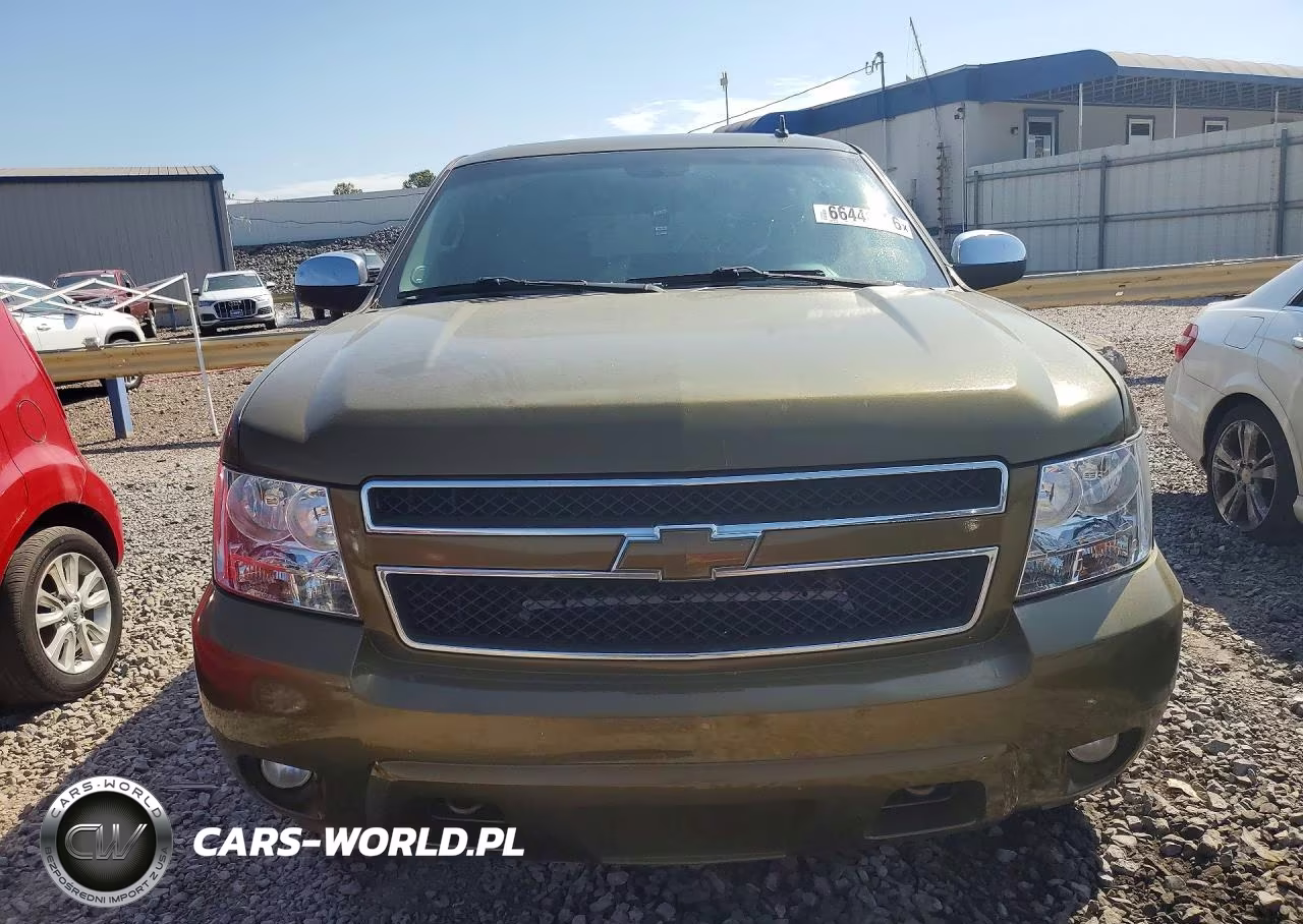 2010 Chevrolet Tahoe K1500 Lt VIN:1GNUKBE03AR254144 - 5