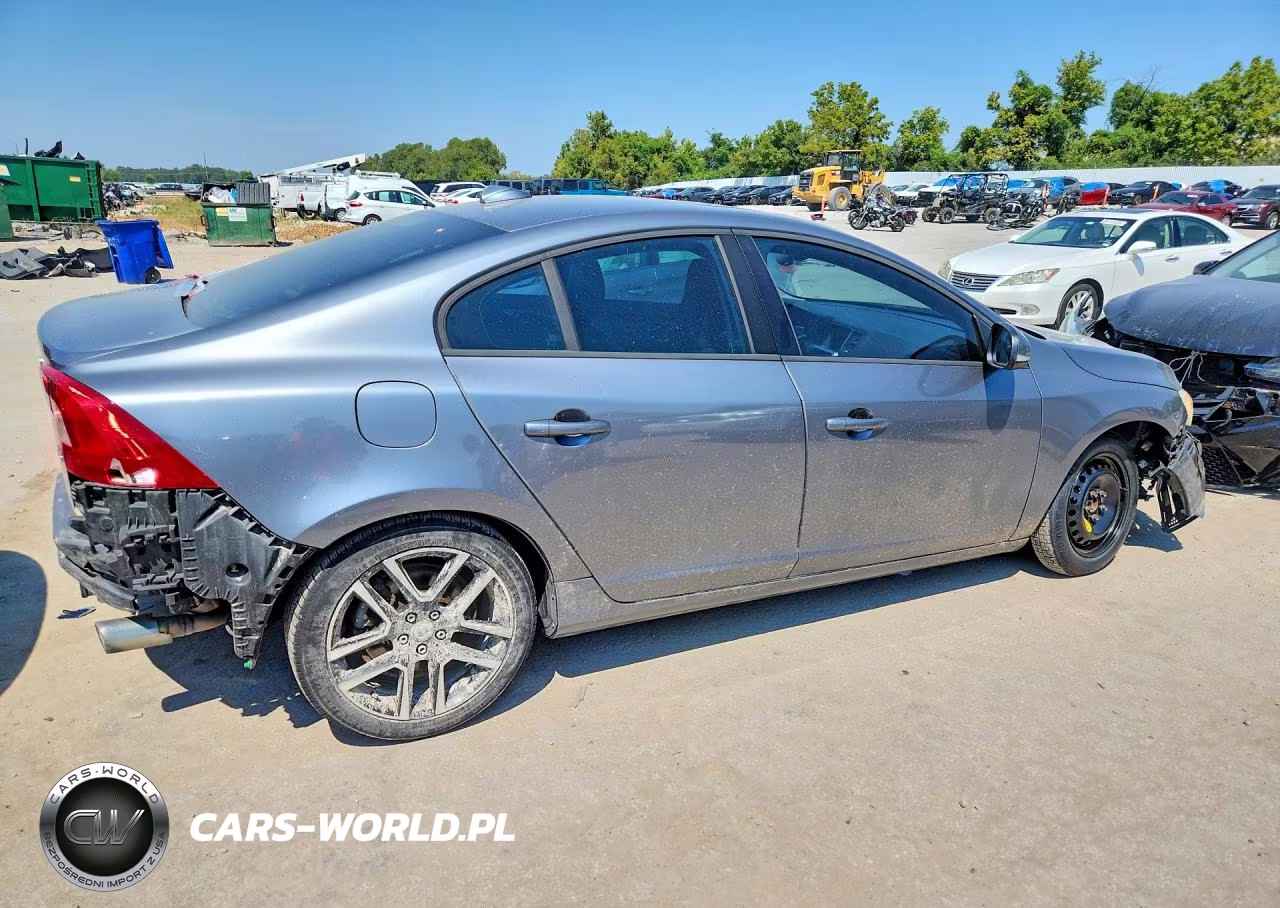 2017 Volvo S60 VIN:YV126MFL7H2422518 - 3
