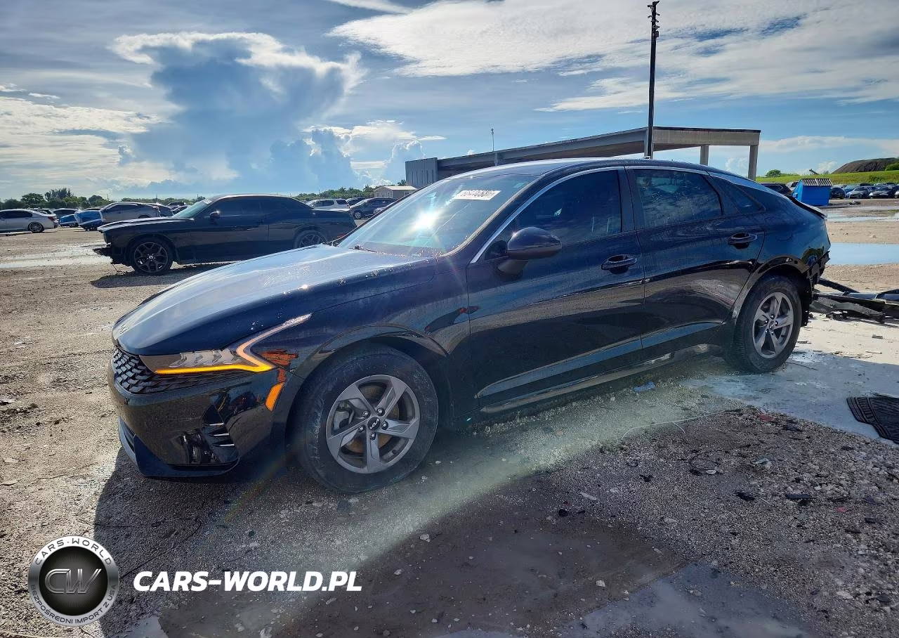 2023 Kia K5 Lxs VIN:5XXG14J21PG195053 - 1