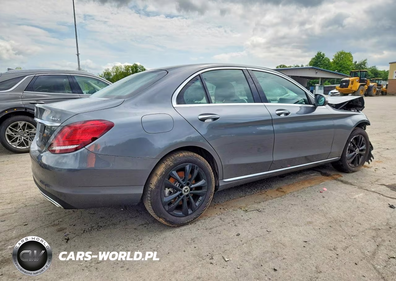 2020 Mercedes-Benz C 300 4Matic VIN:WDDWF8EB8LR557813 - 3